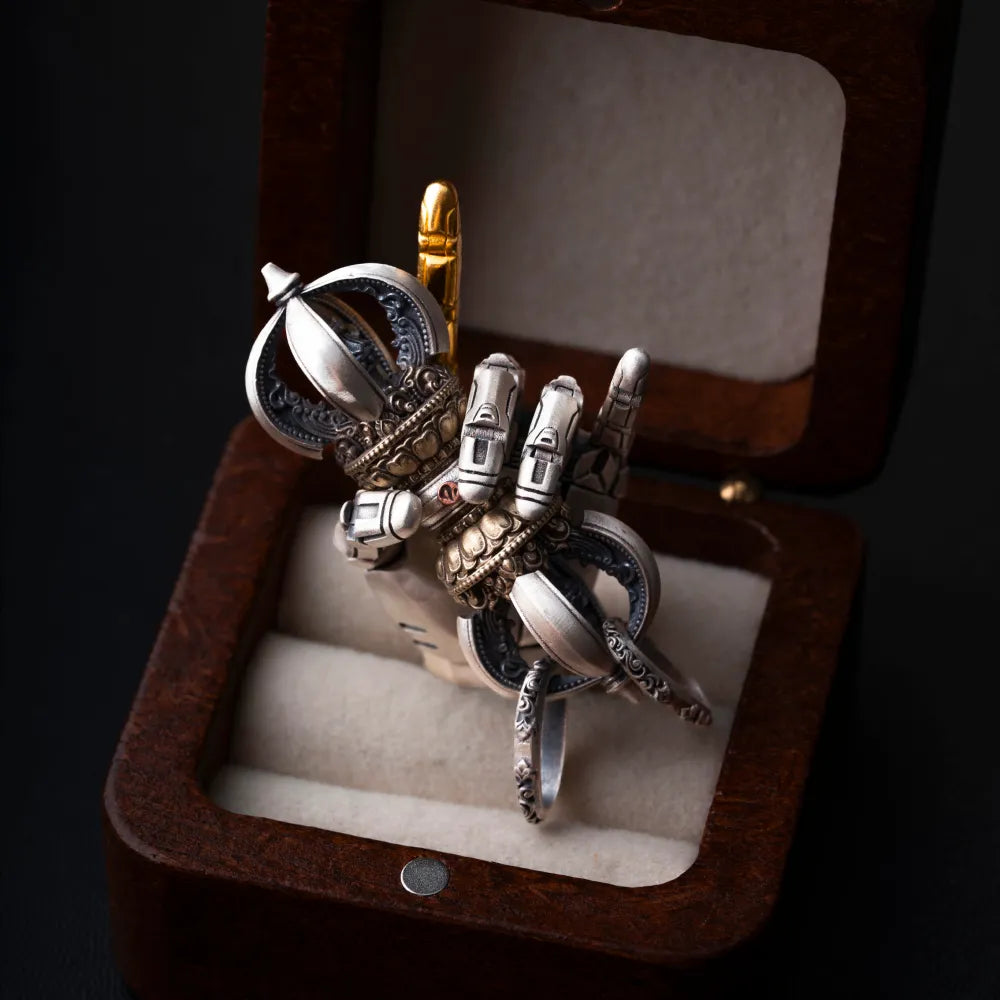 Mechanical Hand Pendant