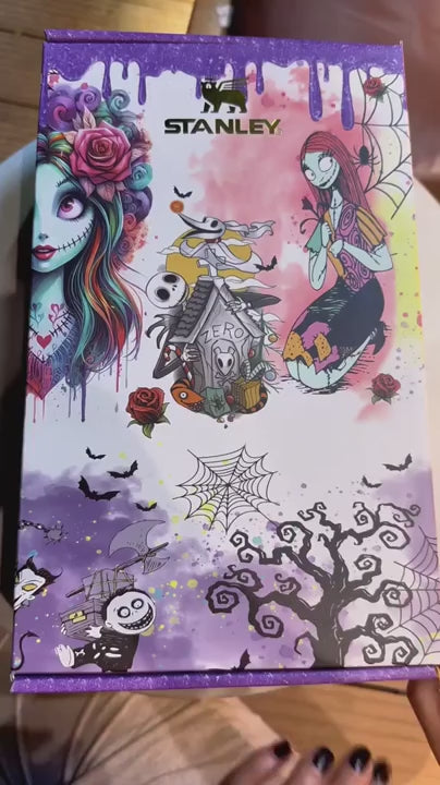 Sally x Jack Skellington 40 Oz Tumbler